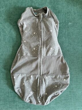 Happiest Baby Sleepea 5-Second Swaddle, size small